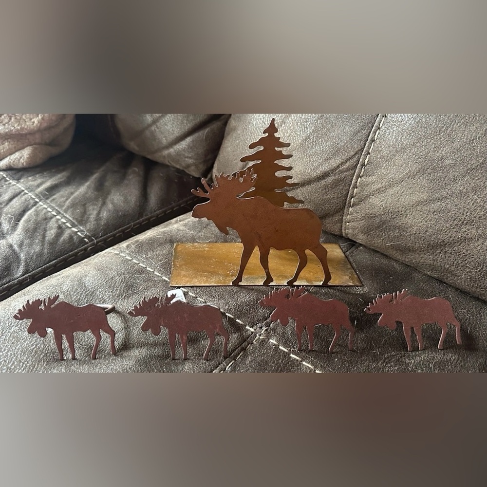 Rustic Moose with tree Napkin Holder & 4 moose Napkin Rings set-New